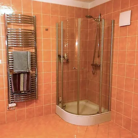 Villa Relaxace V Blízkosti Poděbrad - Kanín